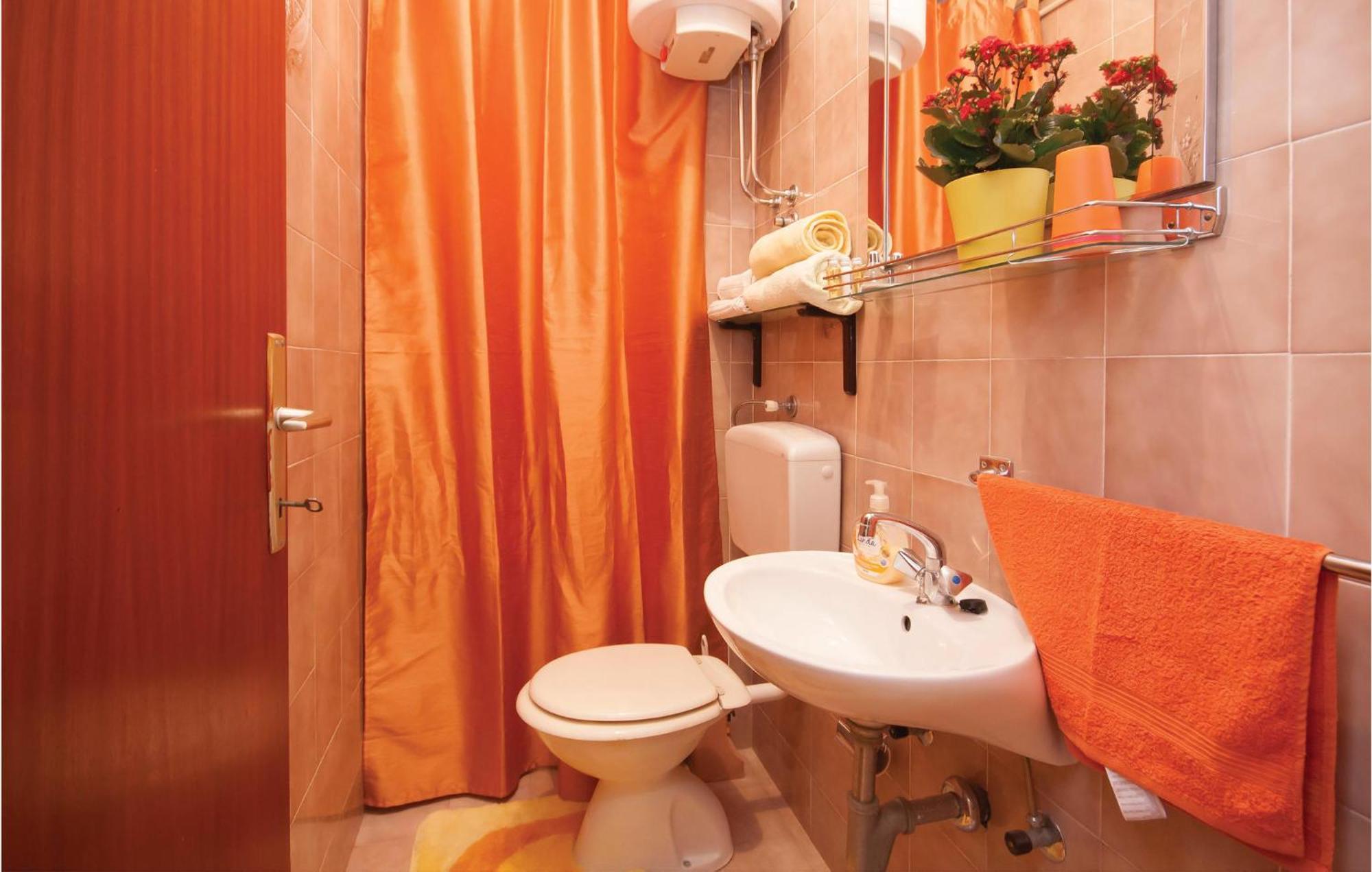 Cozy Apartment In Brodarica With Wifi Brodarica (Sibenik-Knin) Exterior foto